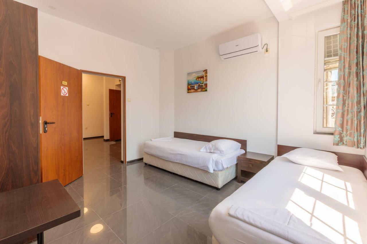 SeaSide Guest Rooms Burgas Extérieur photo